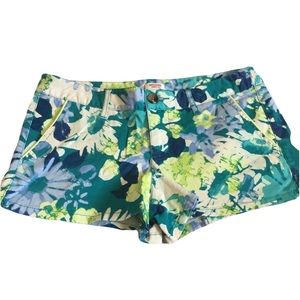 Mossimo Floral Print Khaki Shorts Size 7 Fit 6